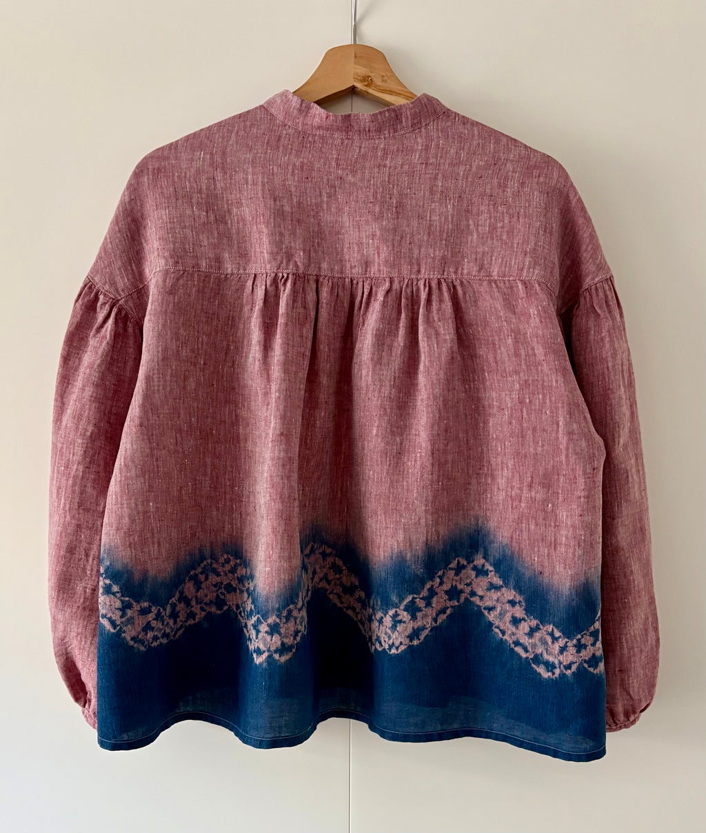 Tsunagu 繋ぐ- connected - Red chambray Irish linen blouse Shibori dyed with organic indigo