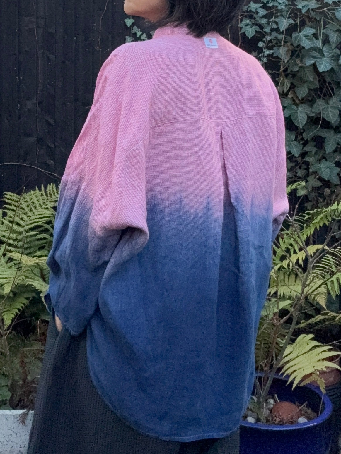 Akafuji - dogtooth checked Irish linen pullover shibori dyed with organic indigo