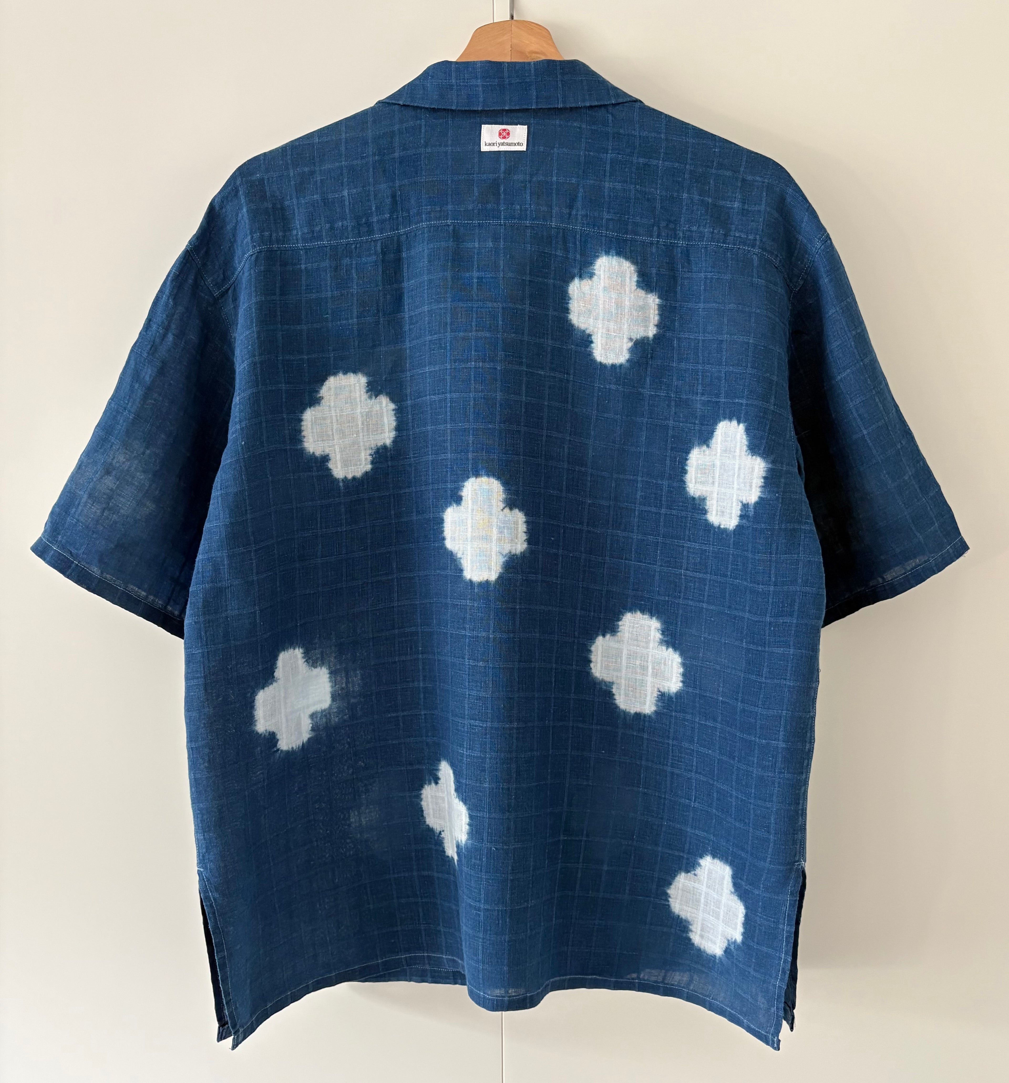 Jacquard checked Irish linen open collar shirt dyed with organic indigo - Juji - Men’s M