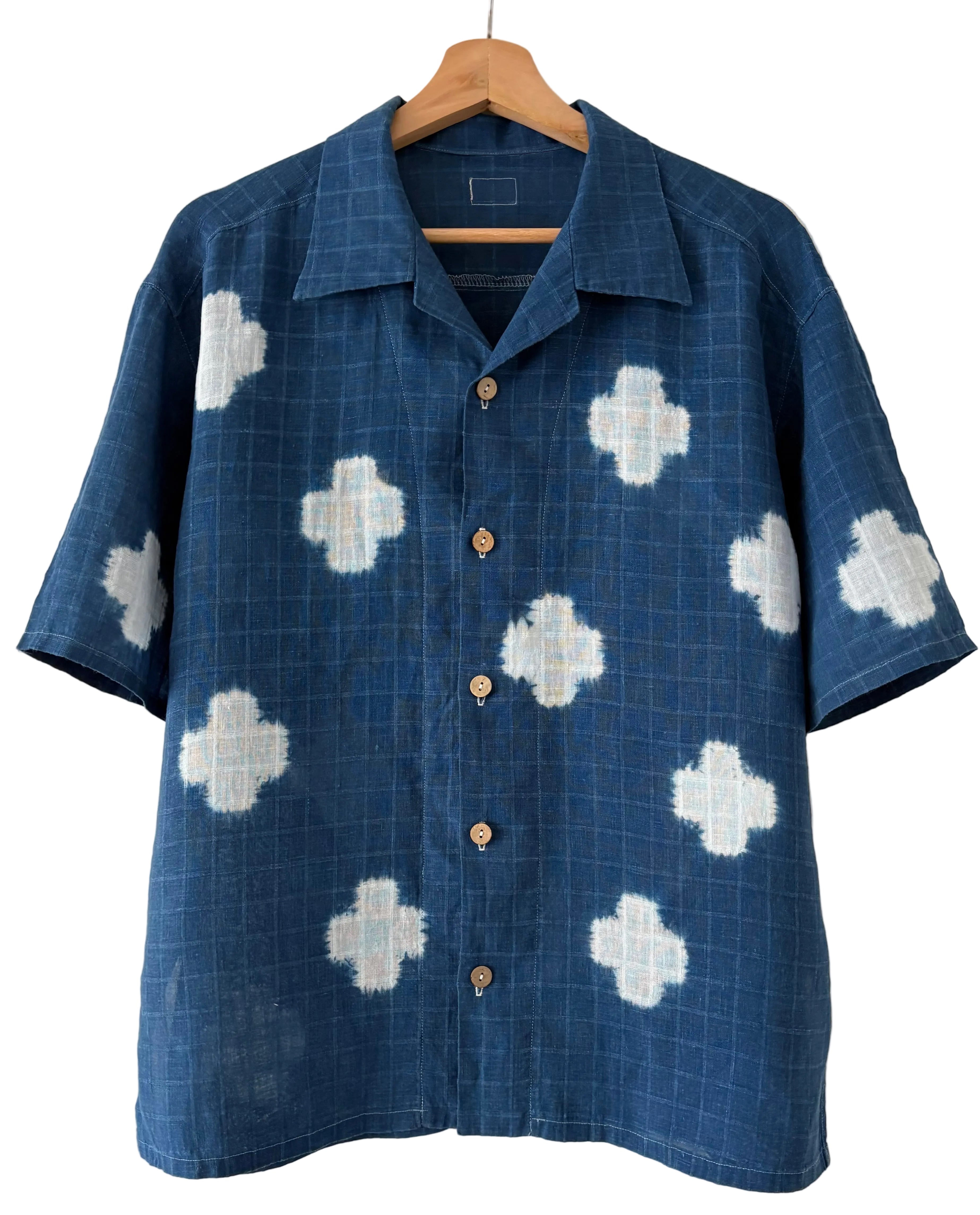 Jacquard checked Irish linen open collar shirt dyed with organic indigo - Juji - Men’s M