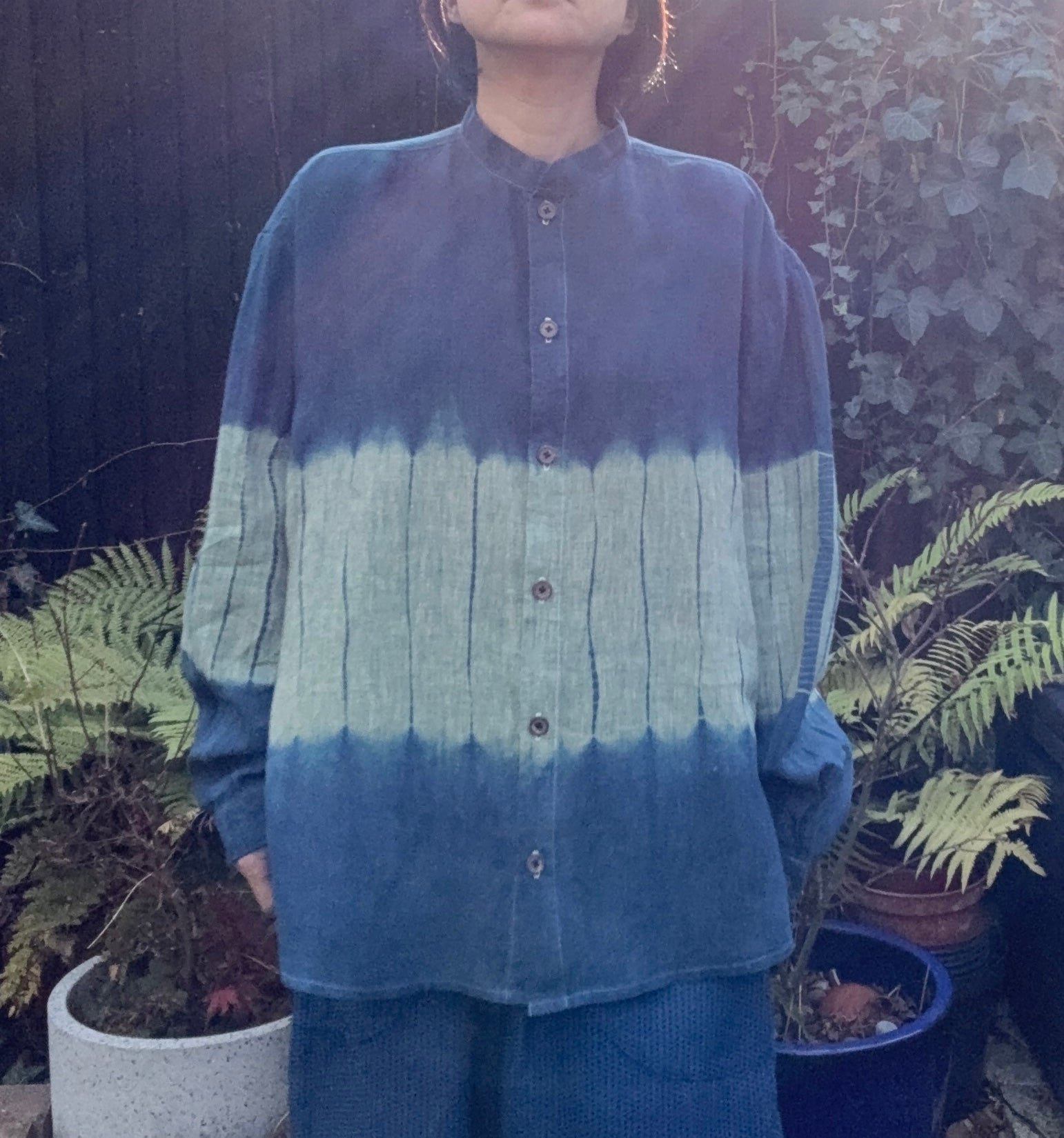 Green cross Irish linen shirt dyed with organic indigo Men's Large  image 2